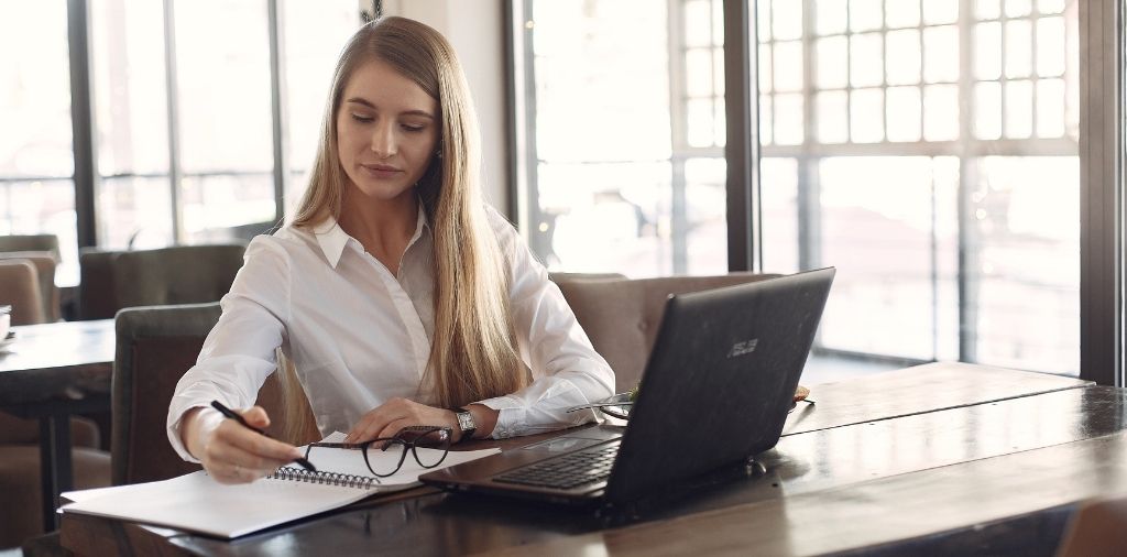 Check Muqeem Registration Status